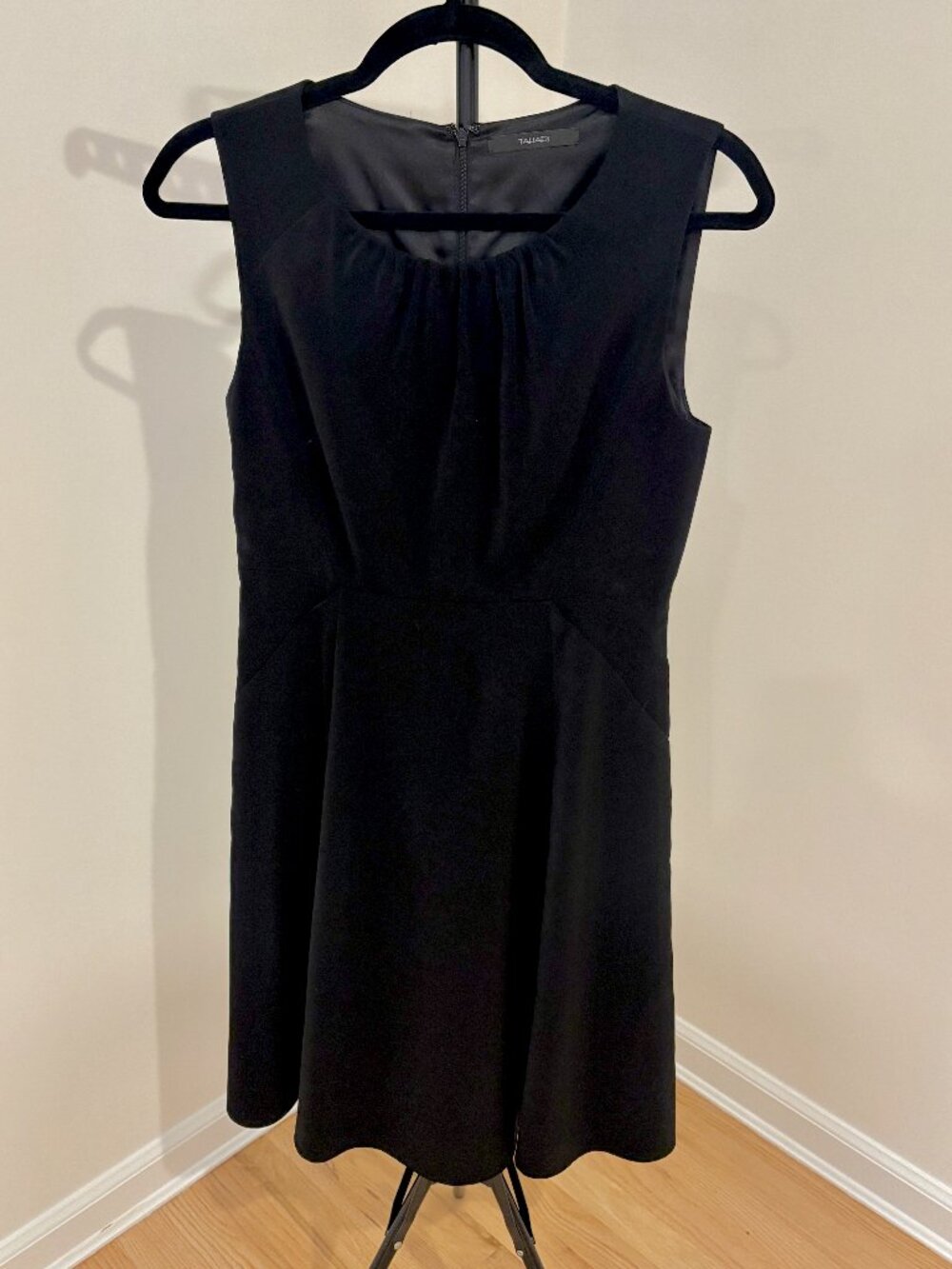 🖤✨ Tahari Black Sleeveless A-Line Mini Dress